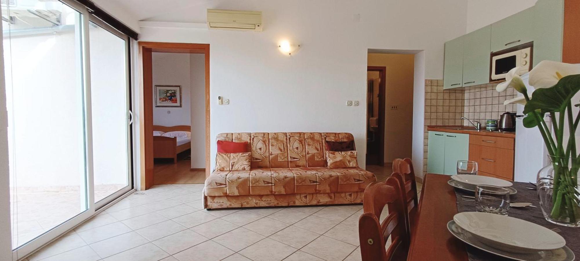 Apartments Roko Lalin Пакоштане Екстер'єр фото