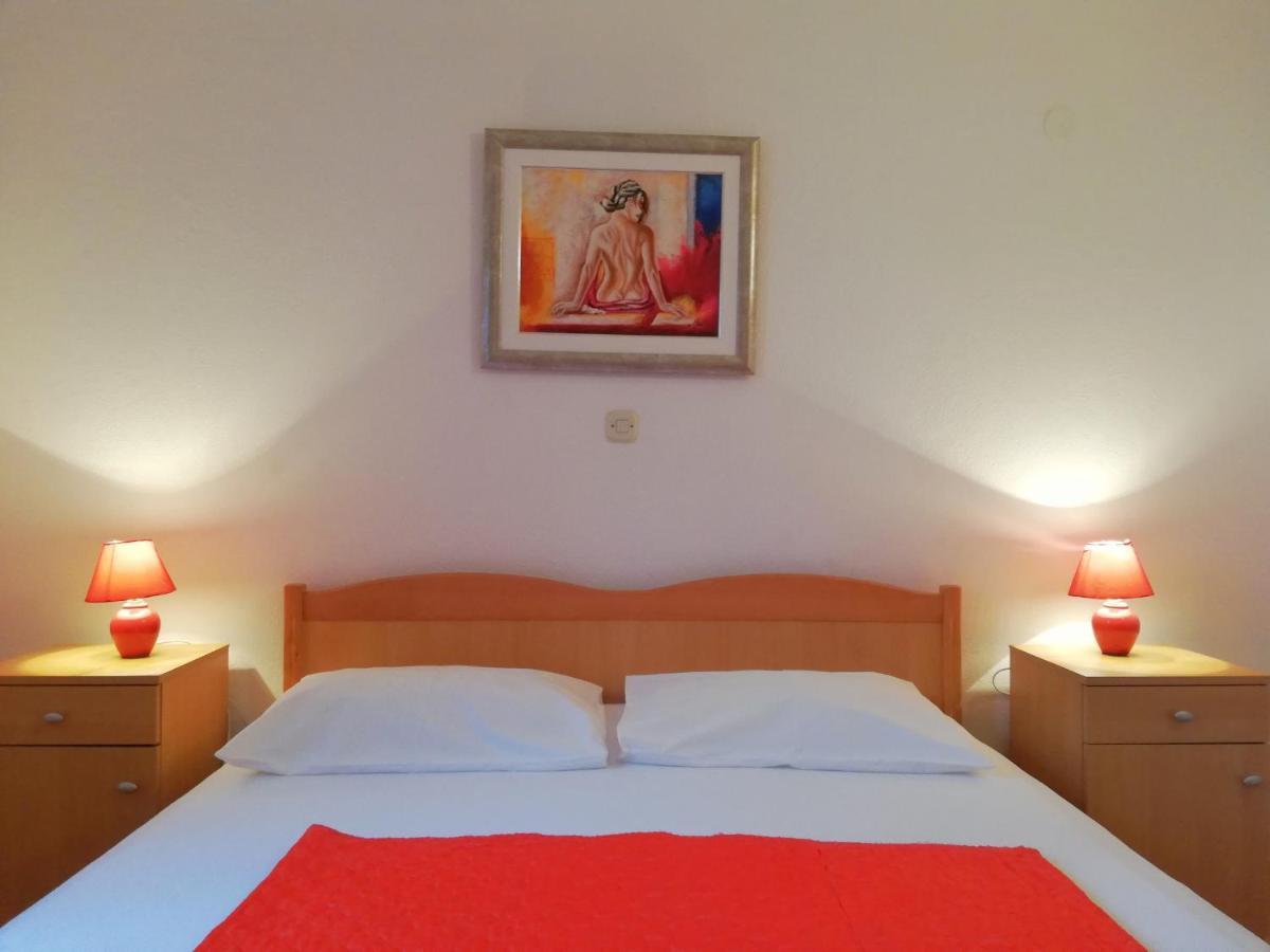 Apartments Roko Lalin Пакоштане Екстер'єр фото